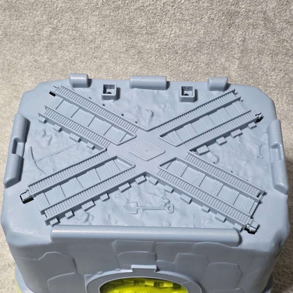 Thomas & Friends Toy Train Set Percy's Connect & Build Track Bucket Incomplete